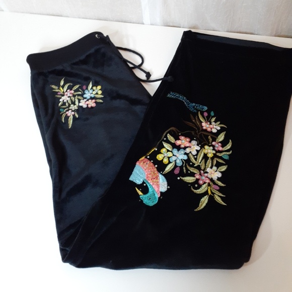 BCBG Maxazria Black Embroidered Lounge Pants - Picture 7 of 8